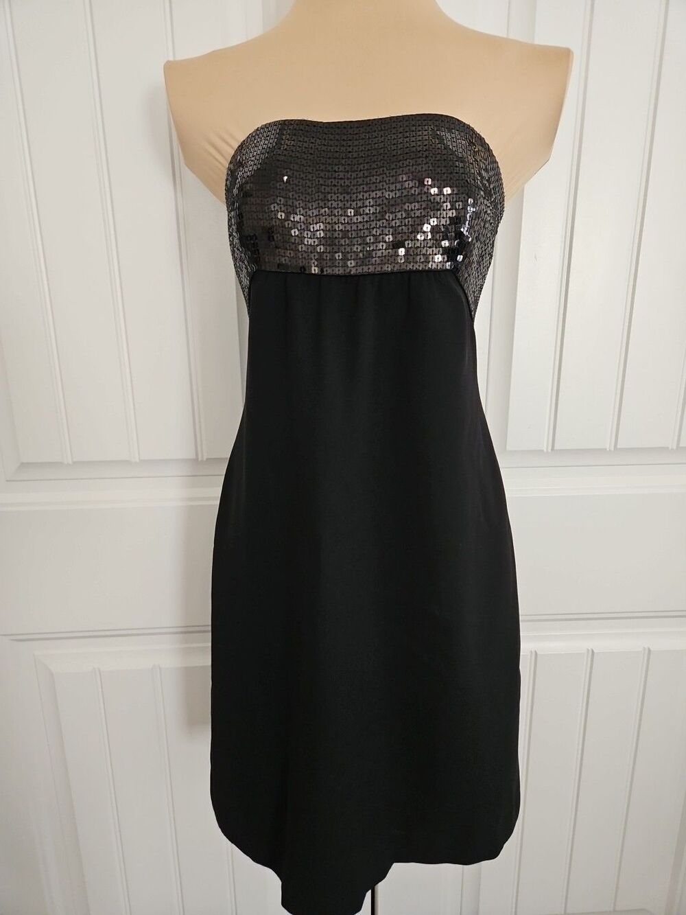 Ann Taylor Size 4P  Black Mini Dress Strapless Sequin Upper Bust Support